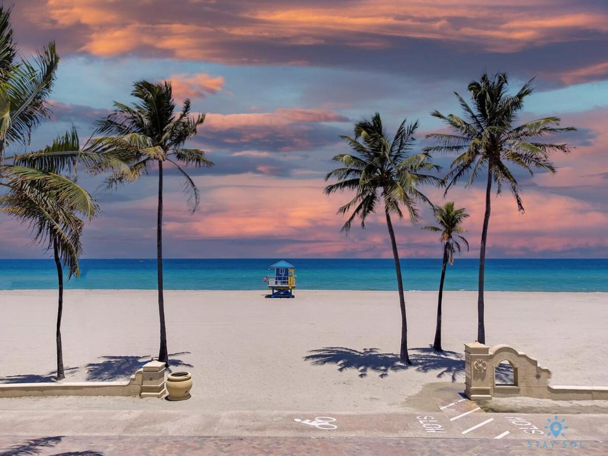 Free Parking, Bay View, Pool, Step To Beach 할리우드 외부 사진