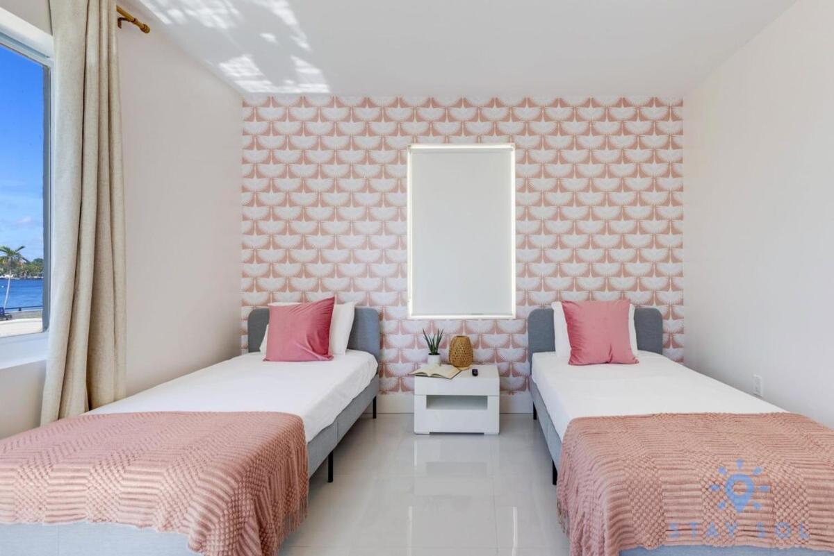 Free Parking, Bay View, Pool, Step To Beach 할리우드 외부 사진