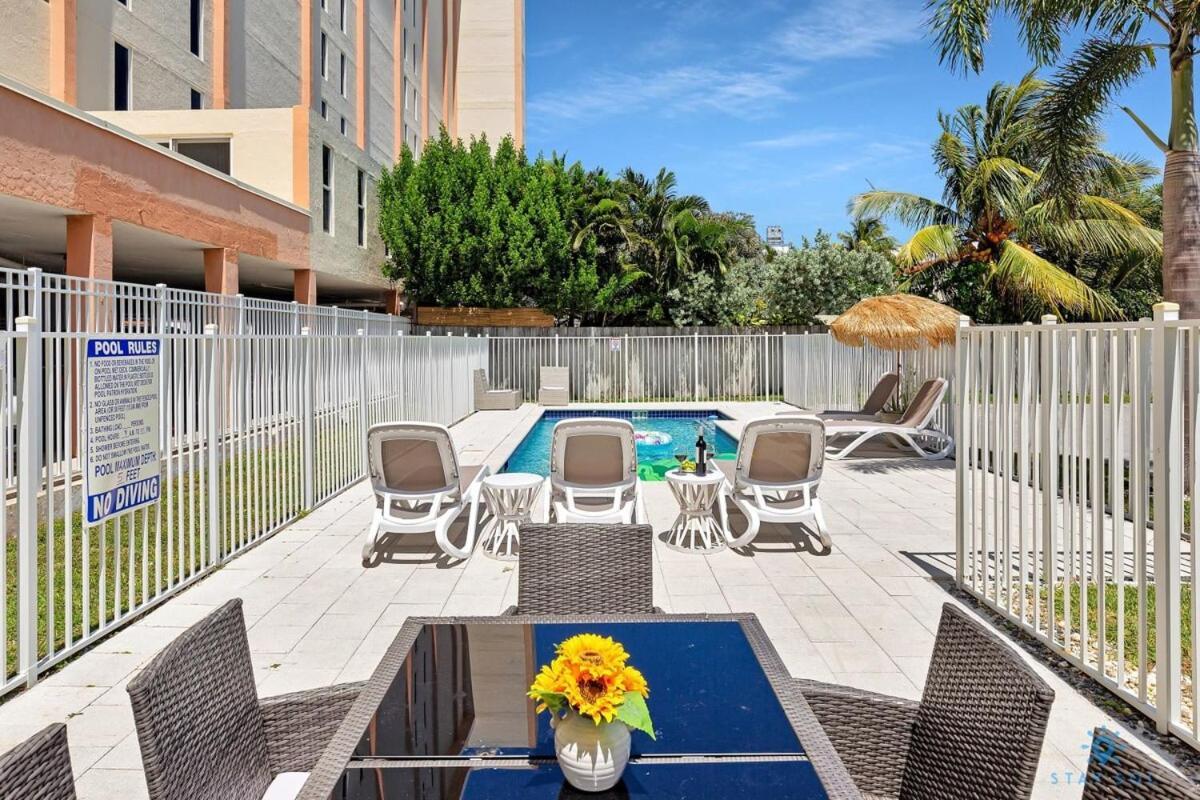 Free Parking, Bay View, Pool, Step To Beach 할리우드 외부 사진